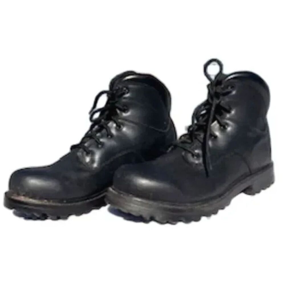Size: 11 Utility Combat Boots . Slip & Oil Resistant . Black Lace Up . Brahma
